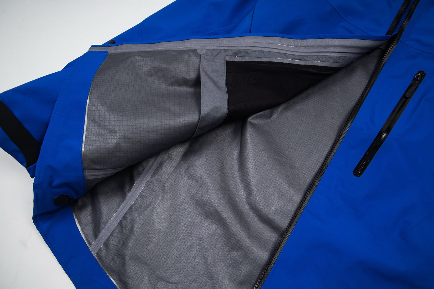 Arc'teryx Alpha SV