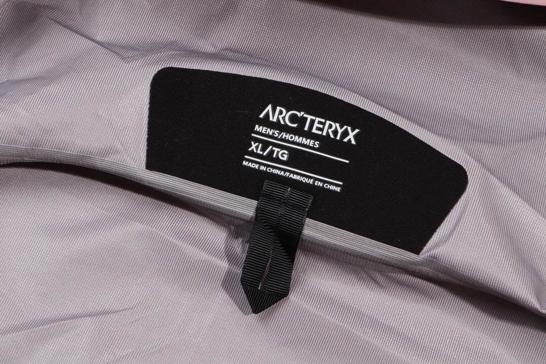 Arc'teryx Beta LT