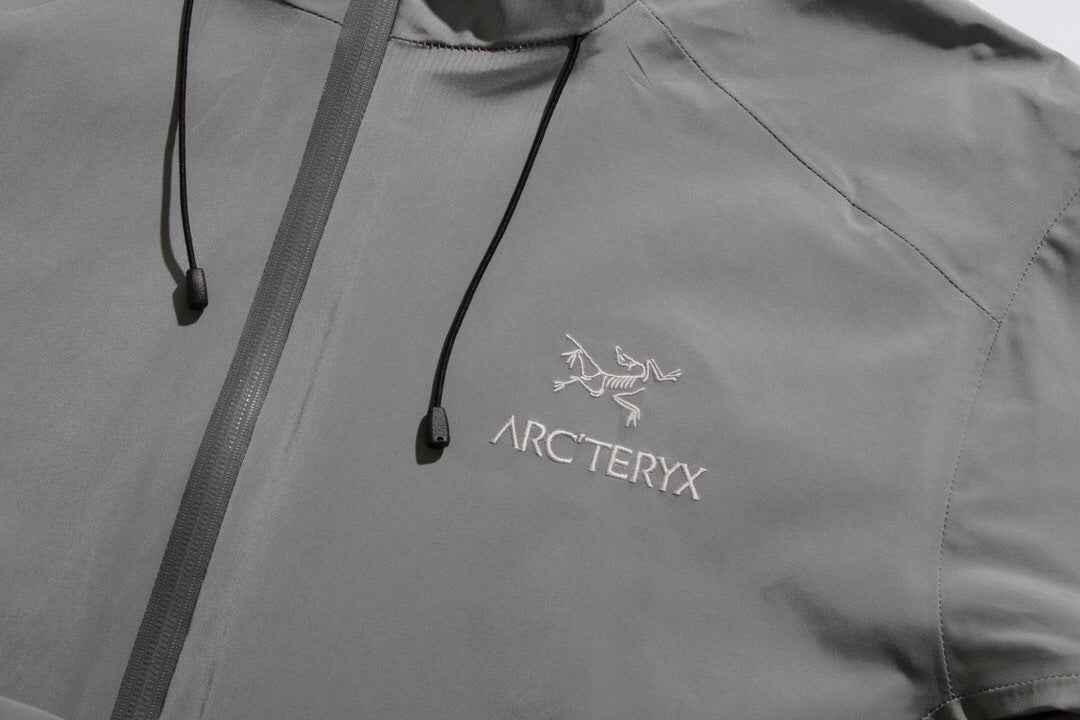 Arc'teryx Beta LT