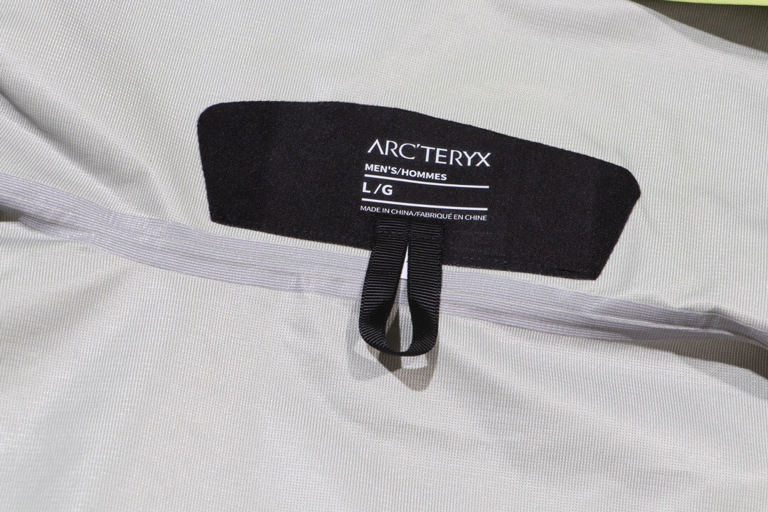 Arc'teryx Beta LT