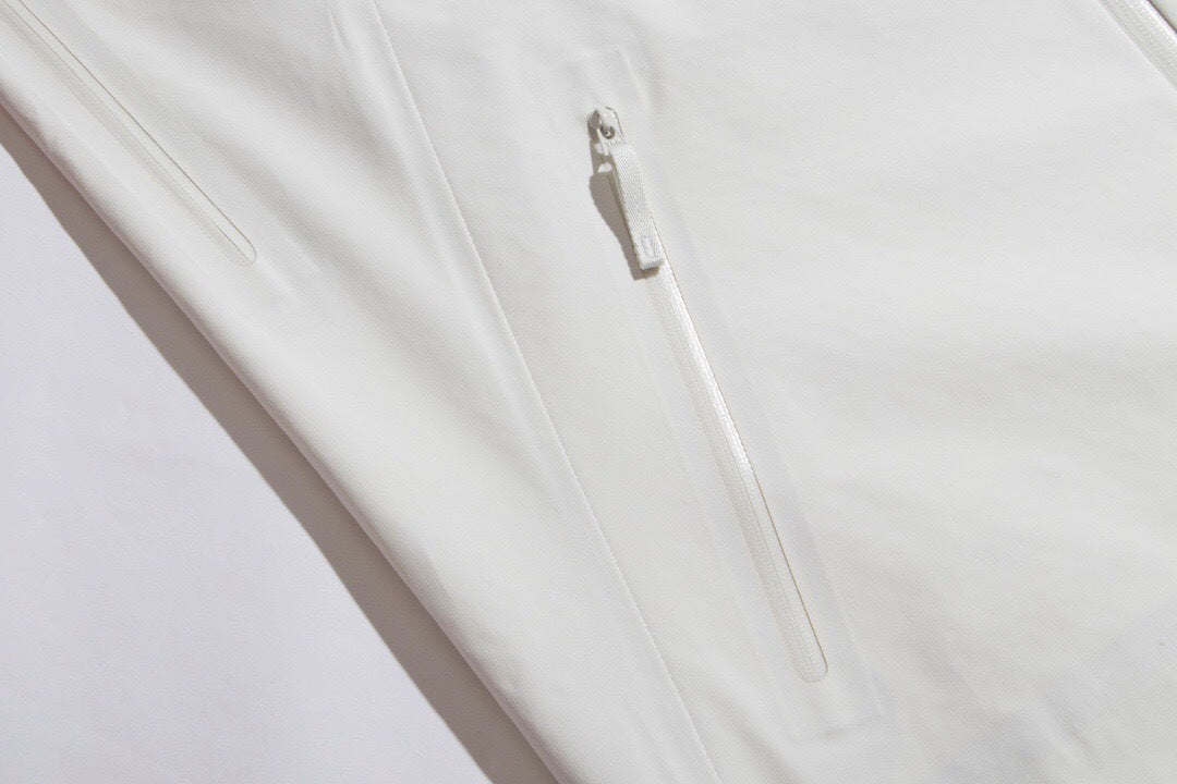 Arc'teryx Beta LT