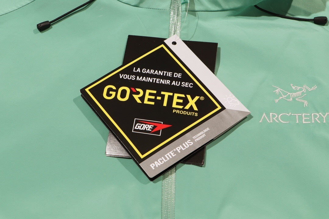 Arc'teryx Beta LT