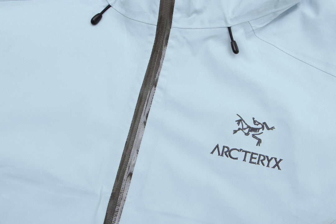 Arc'teryx Beta LT