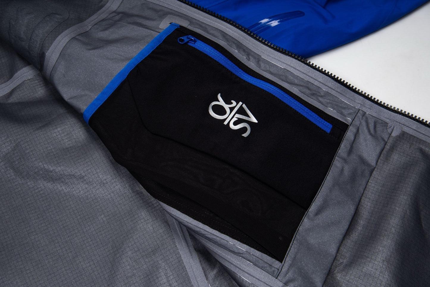 Arc'teryx Alpha SV