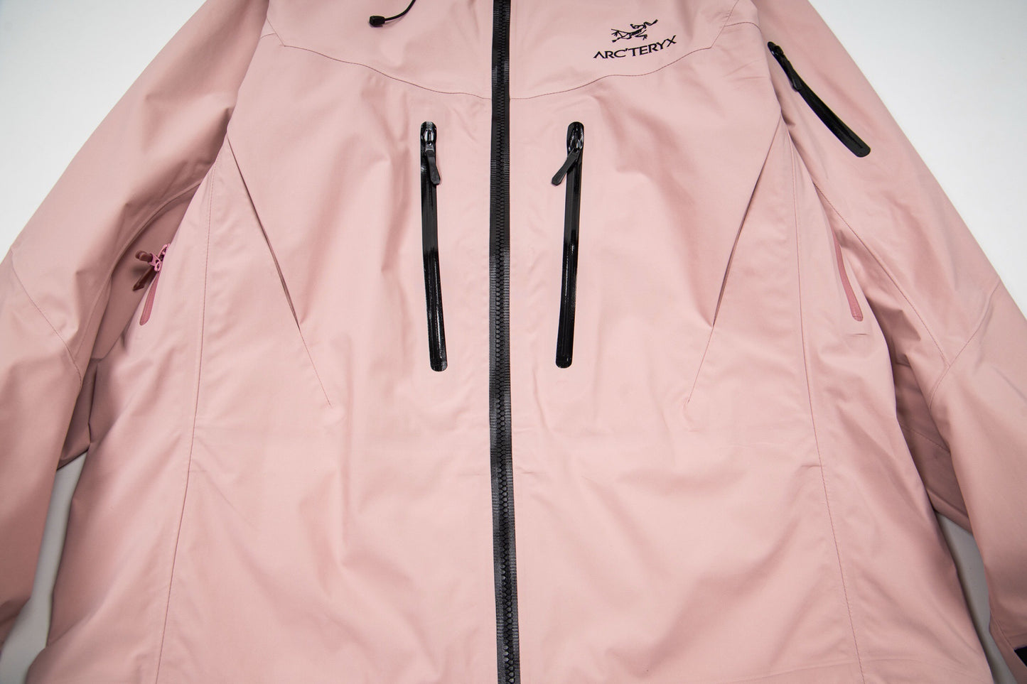 Arc'teryx Alpha SV