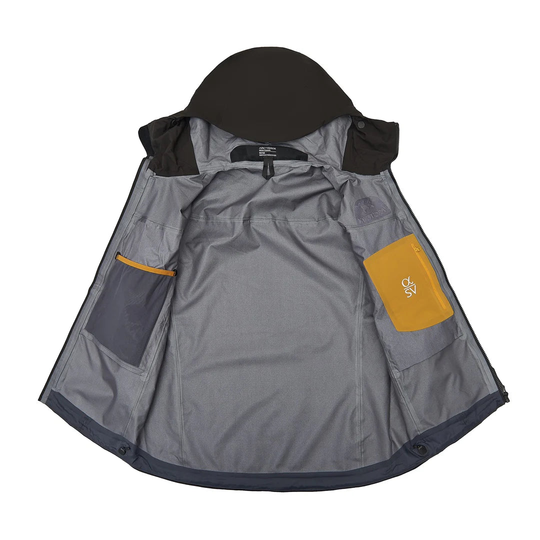 Arc'teryx Alpha SV