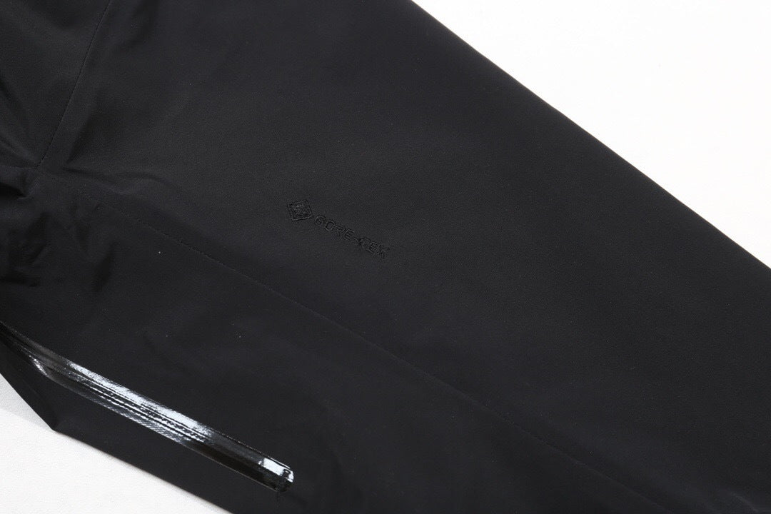 Arc'teryx Beta LT