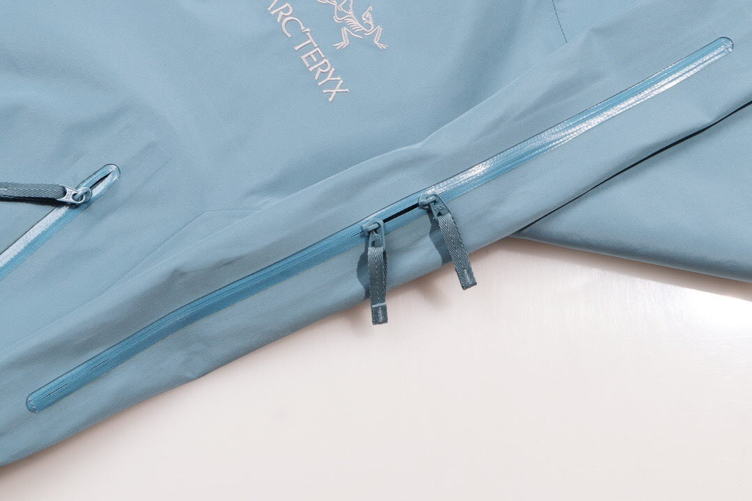Arc'teryx Beta LT
