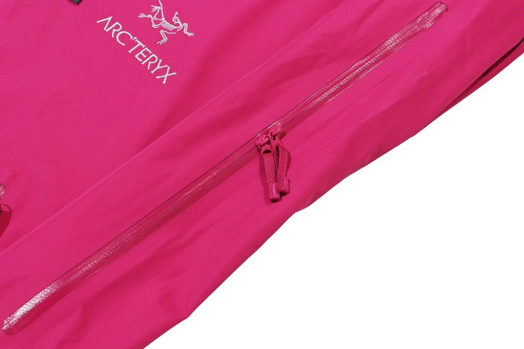 Arc'teryx Beta LT