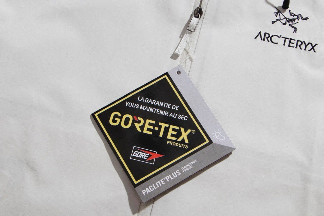 Arc'teryx Beta LT