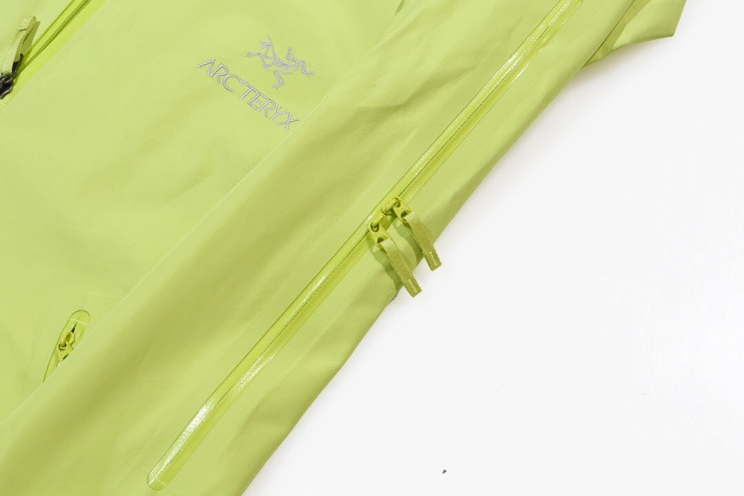 Arc'teryx Beta LT