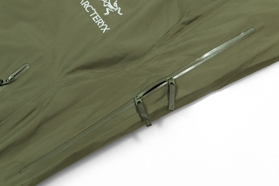 Arc'teryx Beta LT