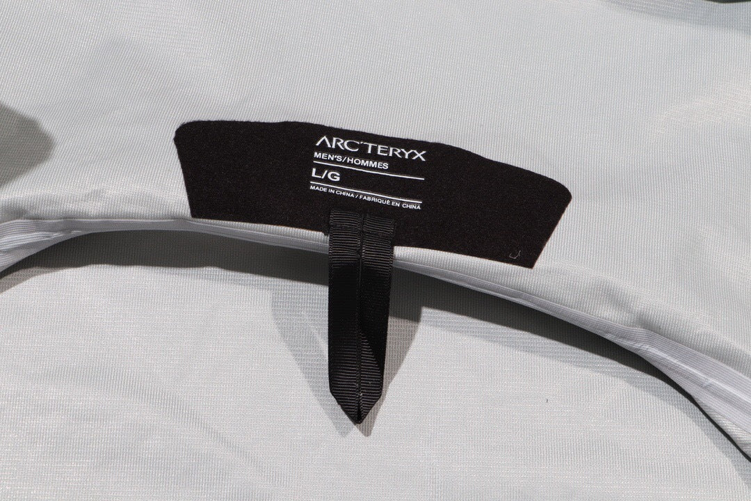 Arc'teryx Beta LT